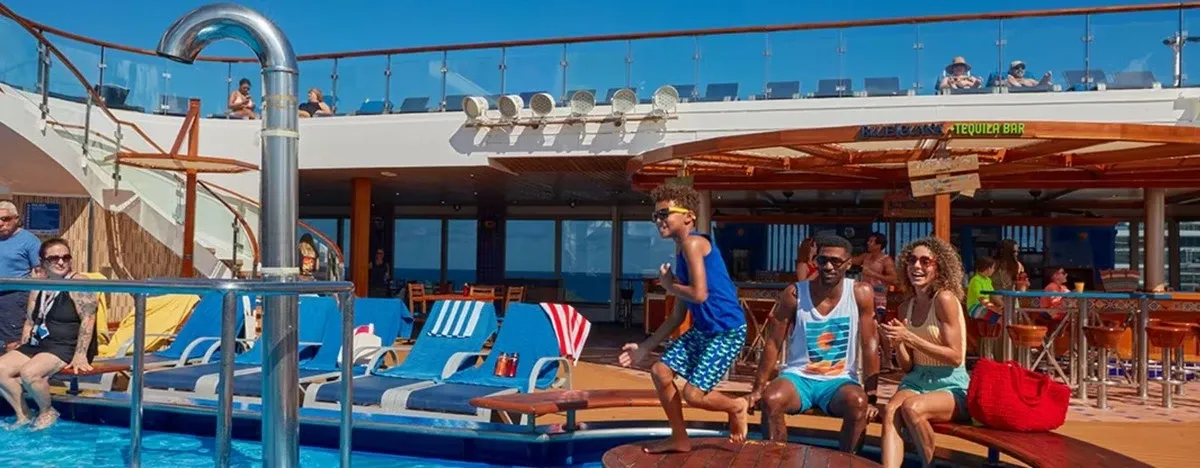 Carnival_Cruise_Line_Pools_864d7d55ce.webp