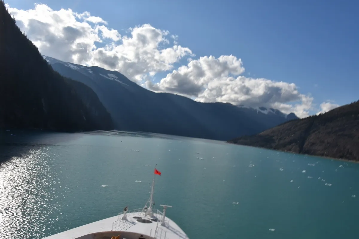Disney_Cruise_Line_alaska_glacier_day_view_68961529c7.webp
