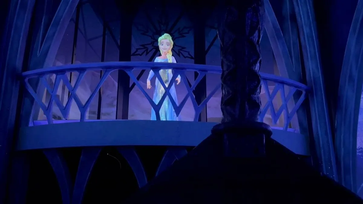 Frozen_Ever_After_Elsa_4508b77b62.webp