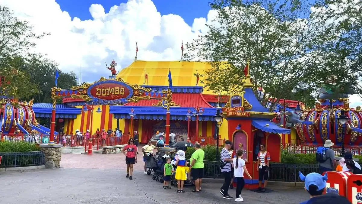 Magic_Kingdom_Dumbo_entrance_40f0501935.webp