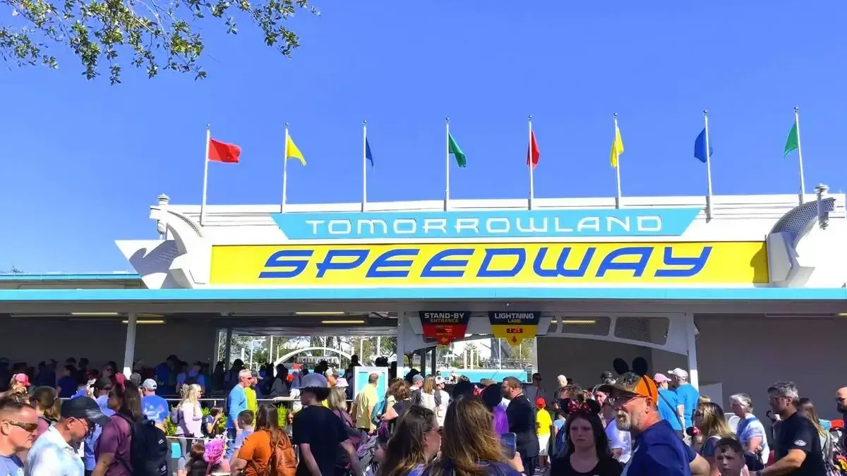 Magic_Kingdom_Tomorrowland_Speedway_entrance_caf3b9af22.webp