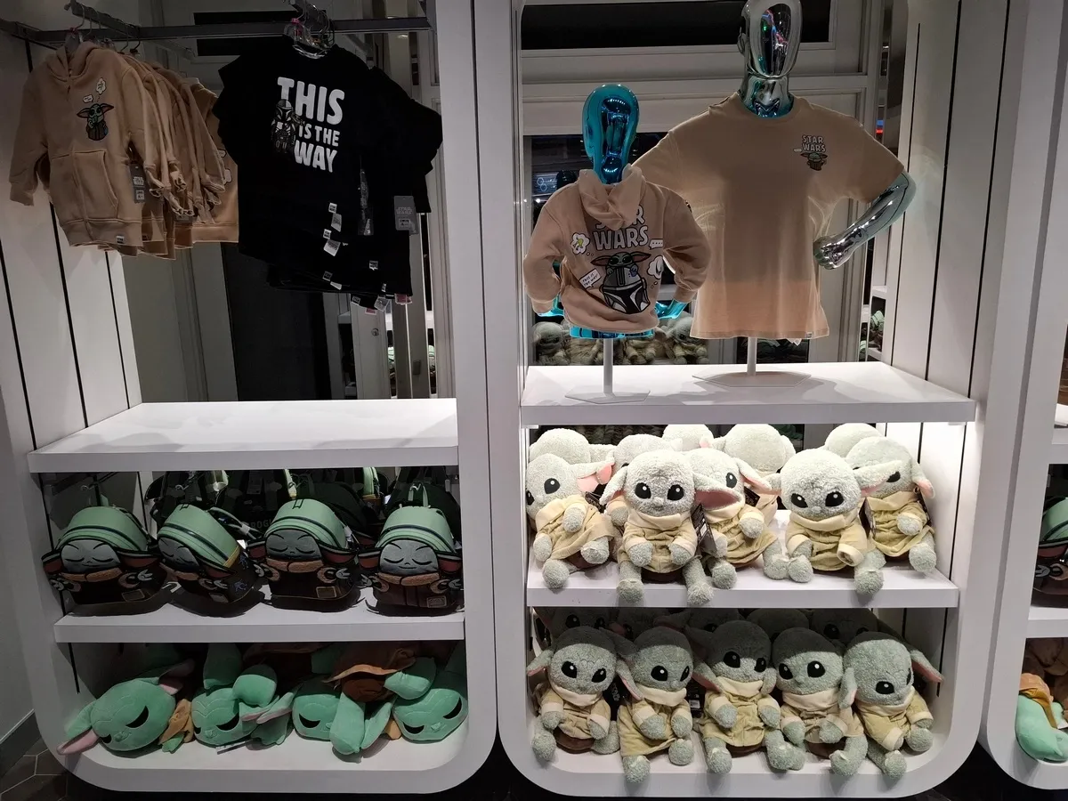 Magic_Kingdom_merchandise_Grogu_6b8ee047c1.webp
