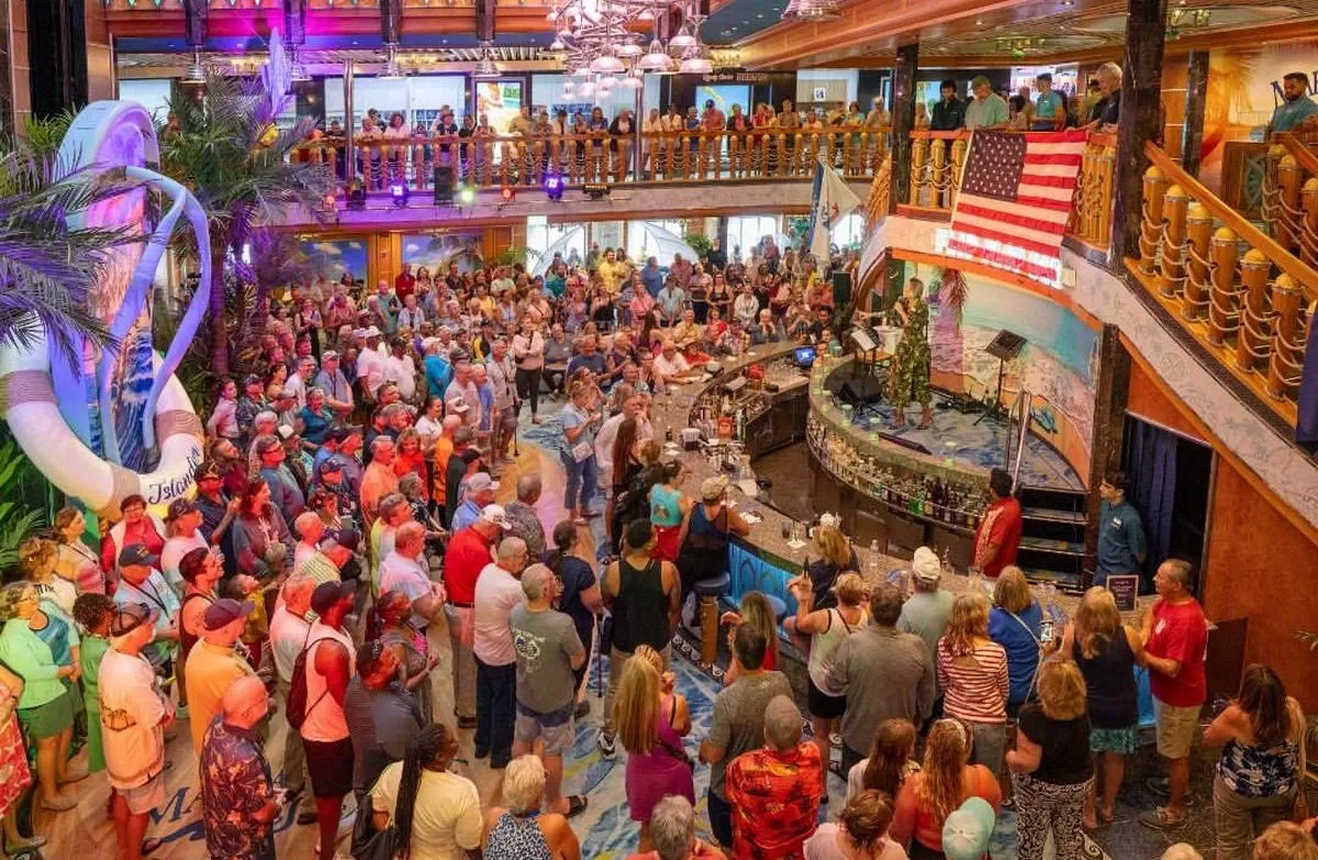 Margaritaville_at_Sea_atrium_6eaabcc663.webp