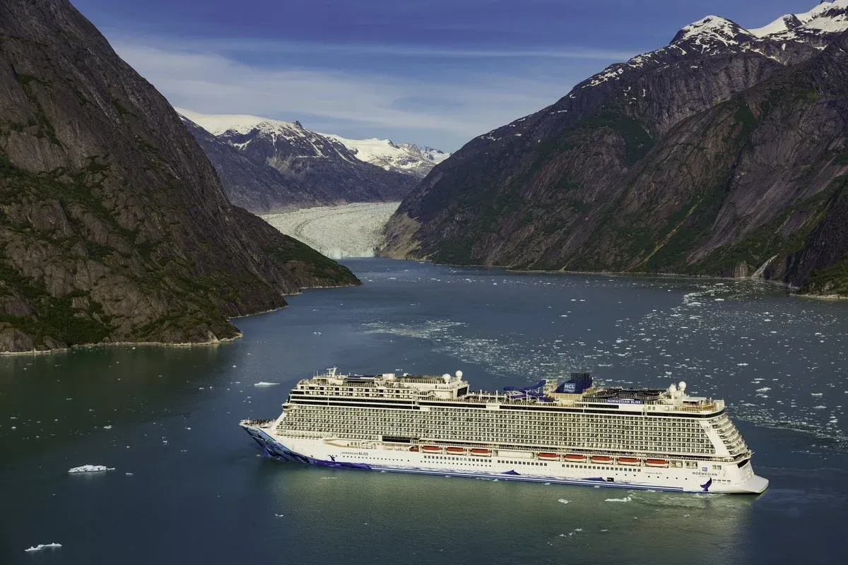 Norwegian_Cruise_Line_Alaska_Destination_f34eb920ba-1.webp