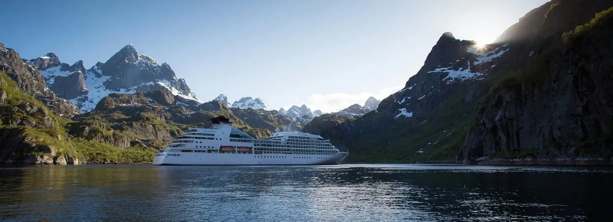 Seabourn_Cruise_Line_ship_d13a3921ac.webp