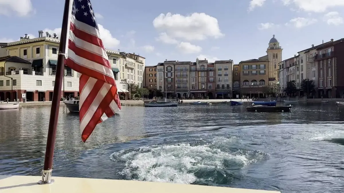 Universal_Portofino_Bay_2_b9d39649a6-1.webp