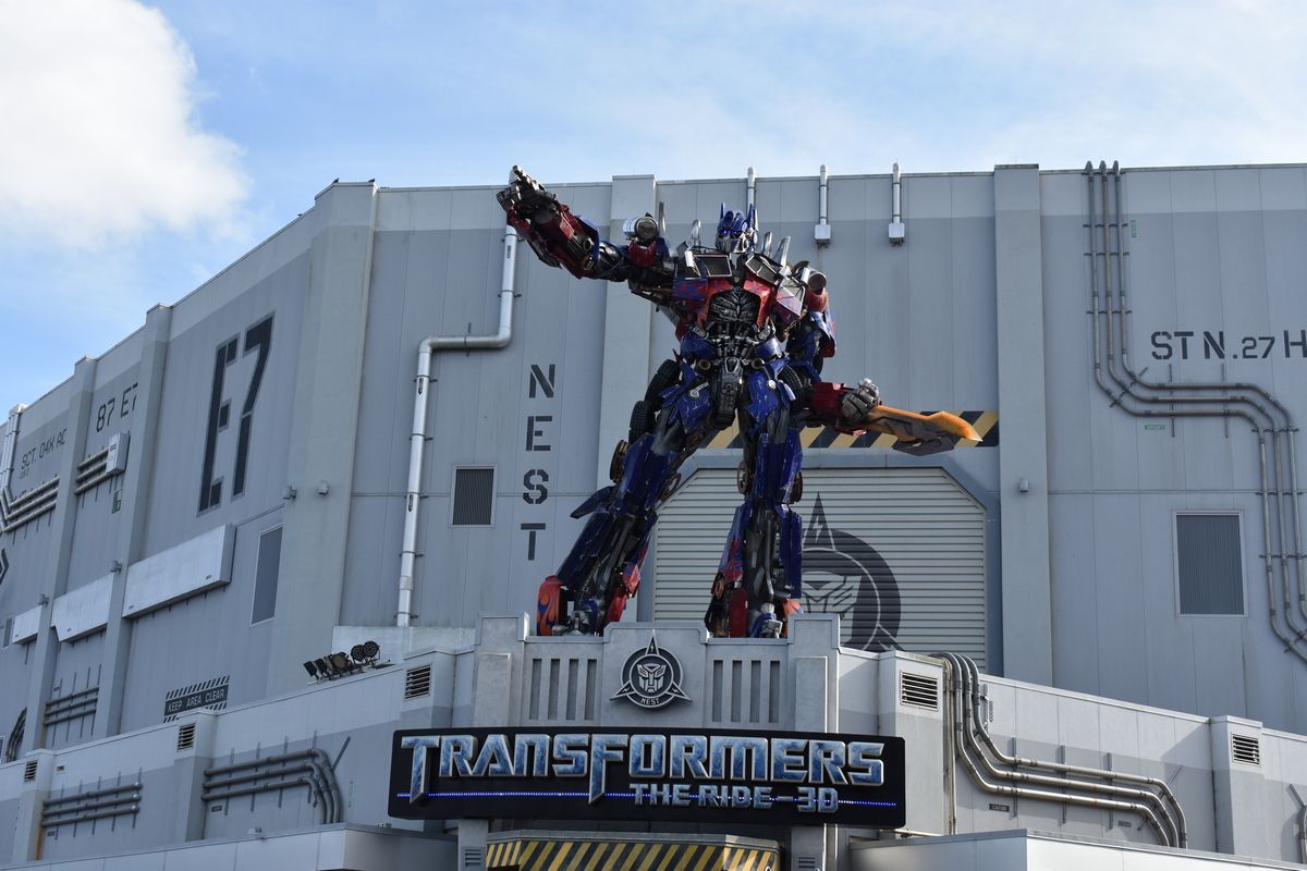 Universal_Studios_Transformers_ride_84db381fe3.jpg